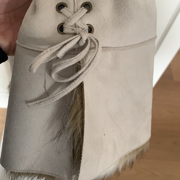 Faux fur Jacket - Picture 10 of 12